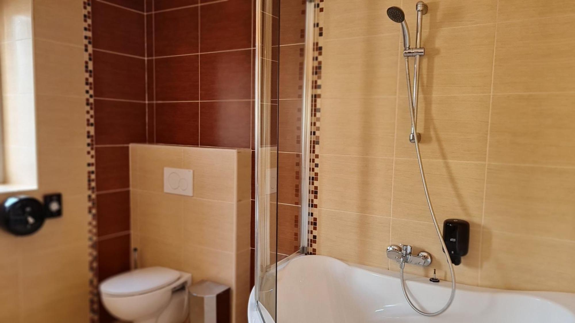 Hotel Sipox Strba Luaran gambar